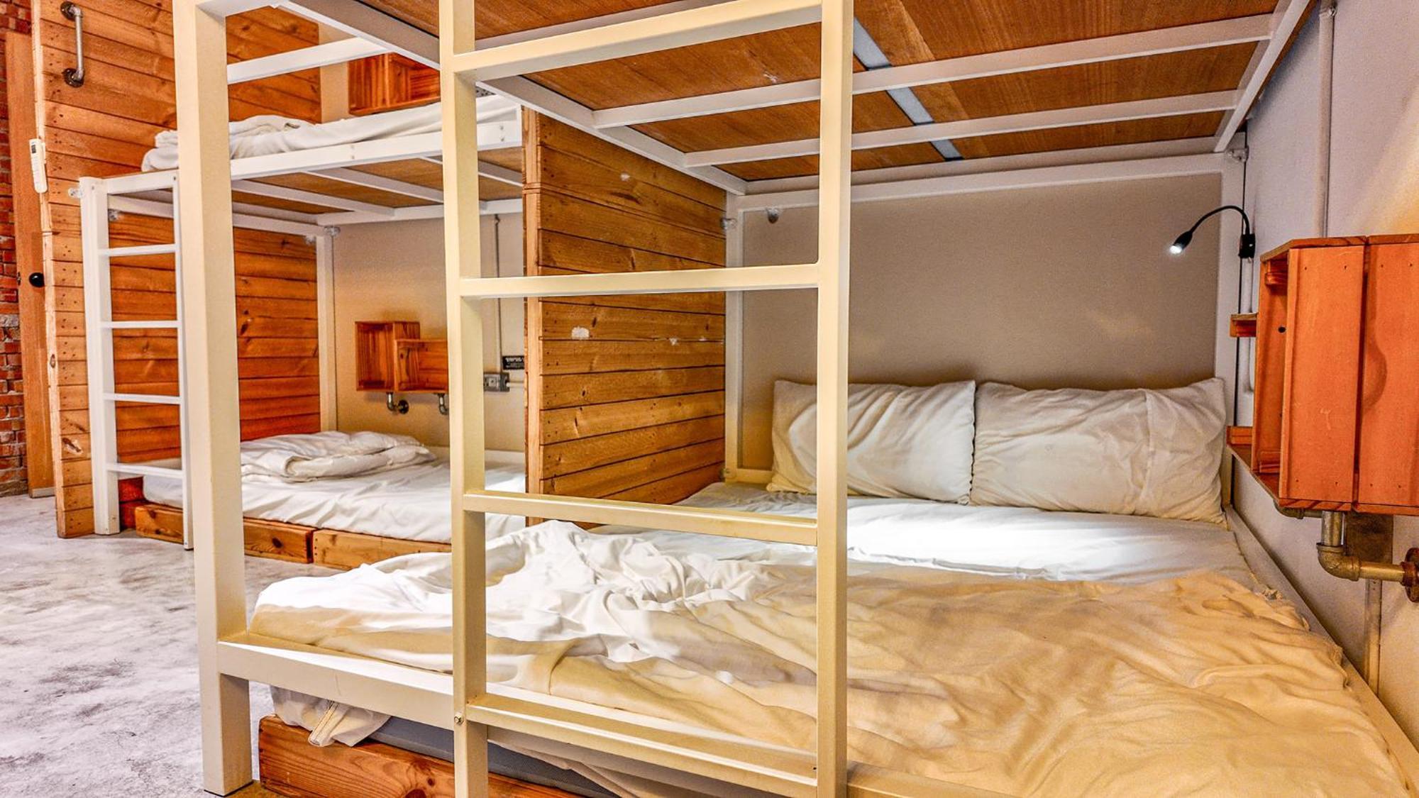 62巷背包客棧 Lane62 Hostel Longjing Екстер'єр фото