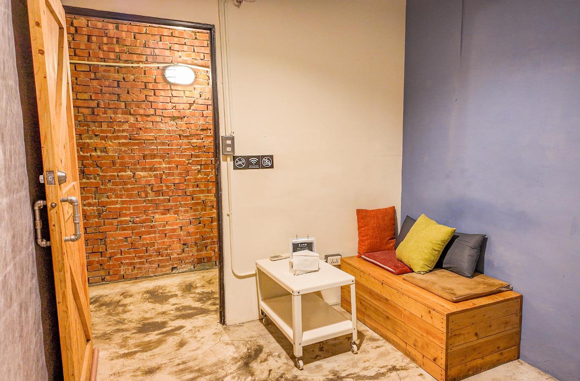 62巷背包客棧 Lane62 Hostel Longjing Екстер'єр фото